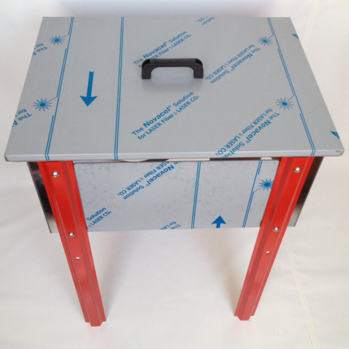 Rozsdamentes fedelező kád