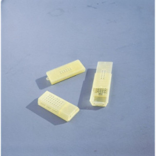 LEGA Műanyag anyazárka