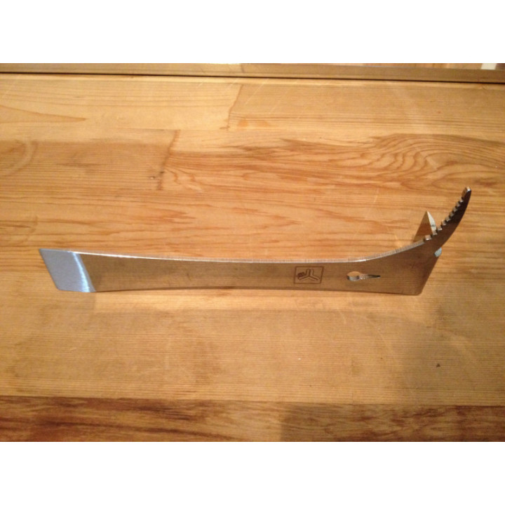 Kaptárvas sarkantyúval