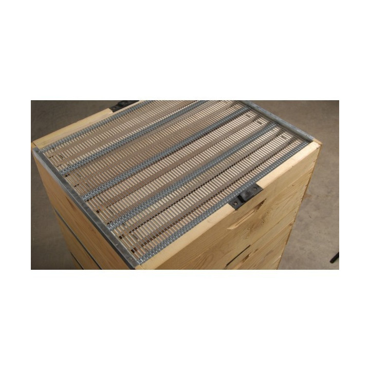 Fűzött huzalpálcás anyarács 370x455