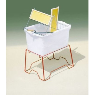 Fedelező tartály műanyag fedéllel